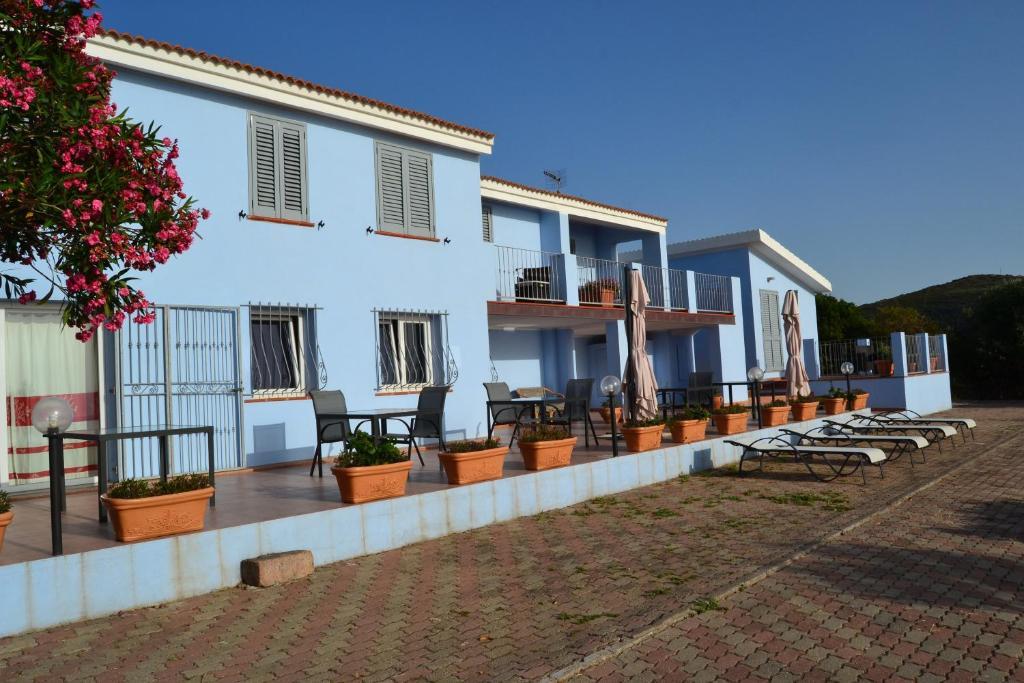 Villa Pischinas Magomadas Exteriér fotografie