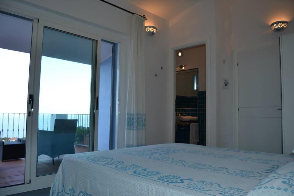 Villa Pischinas Magomadas Exteriér fotografie